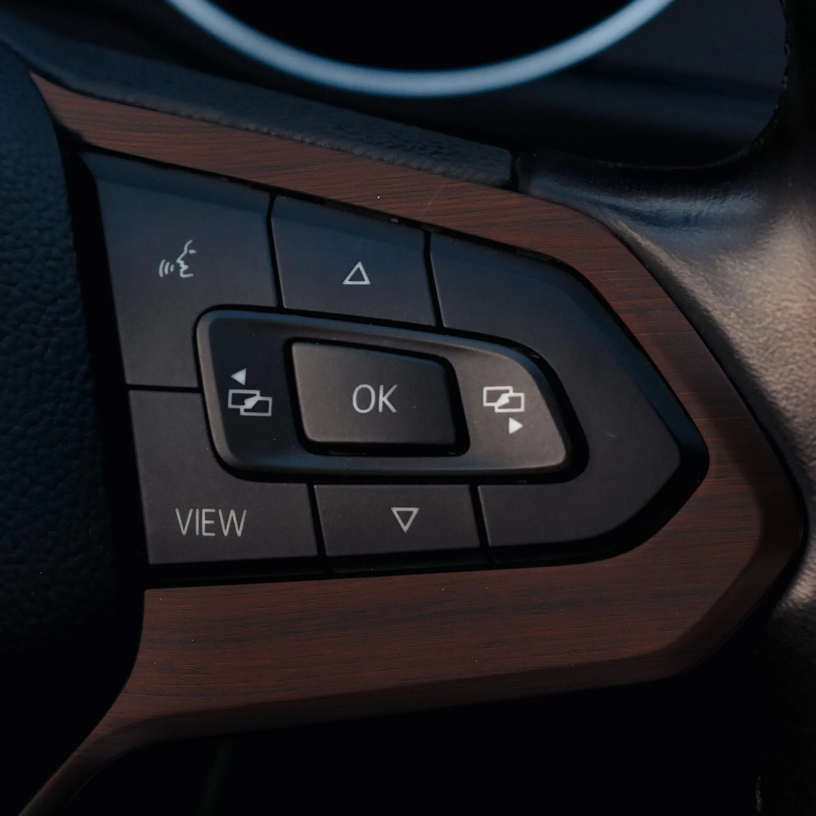 

Glossy Wood Grain Car Interior Trim Sticker Easy Install Modification Film Decal Protective Wrap for Dashboard