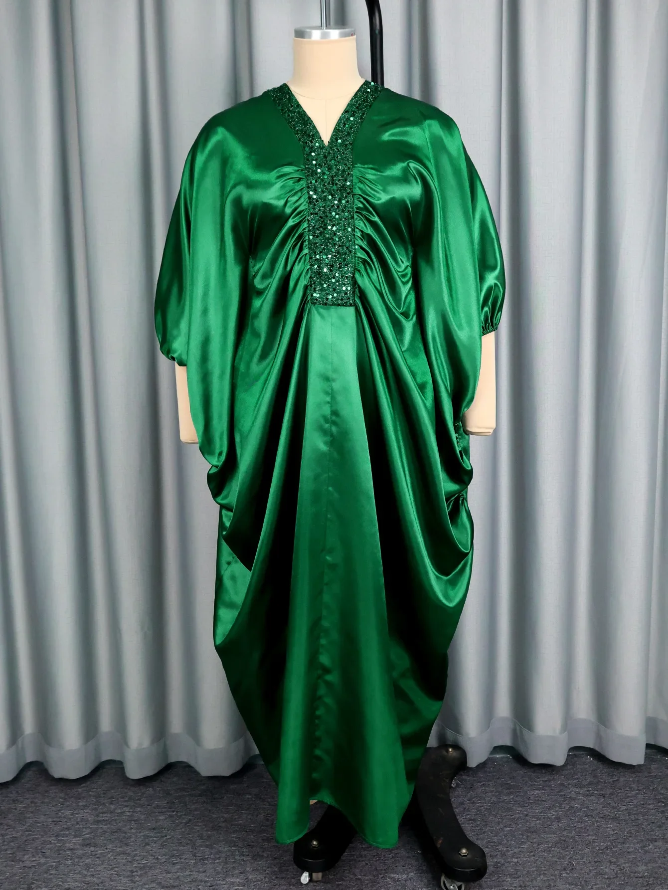 فساتين أفريقية أنيقة لامعة فساتين بوبو للنساء قطعة واحدة مجموعة دانتيل داخل فستان أفريقي تقليدي ملابس طويلة فضفاضة Dashiki