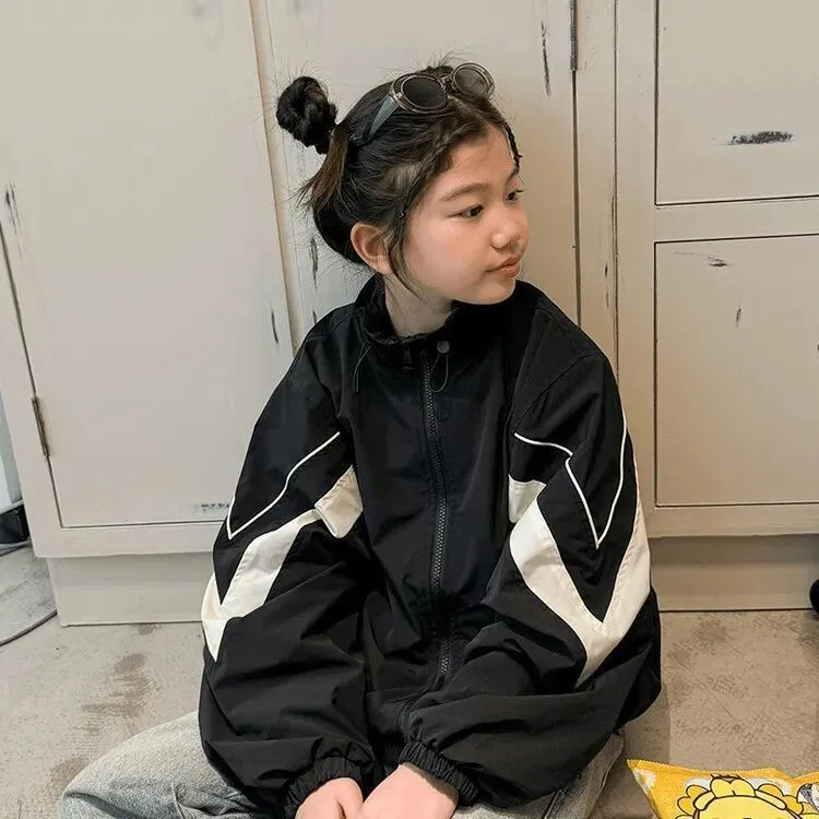 Girls' coat spring and autumn new middle-aged and older children's contrasting colors loose sports and leisure children's coat