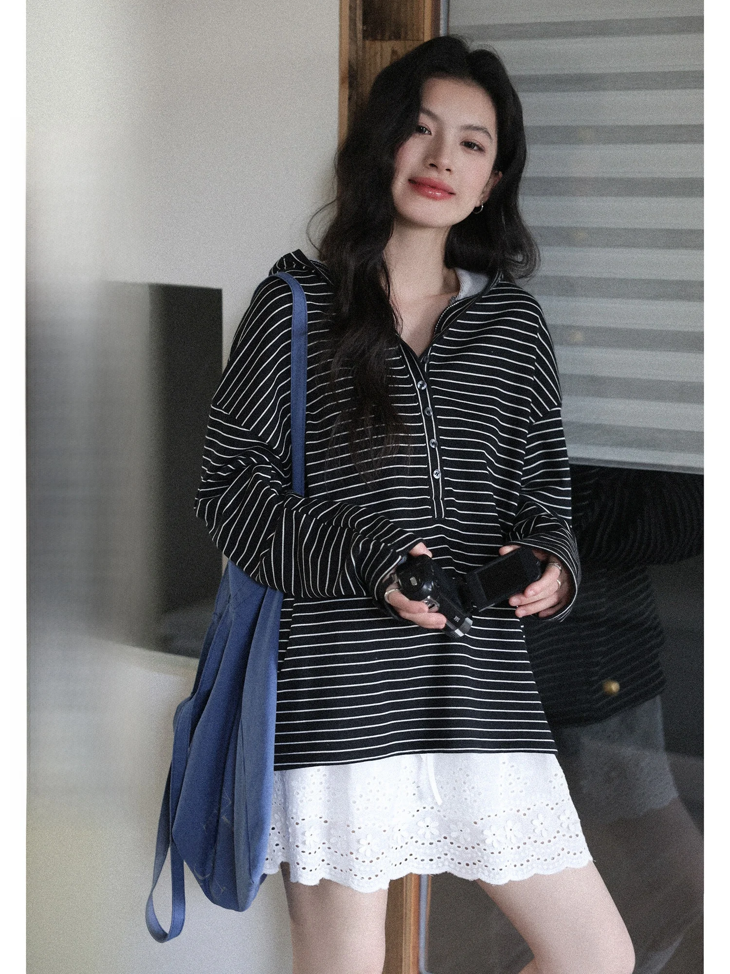 

Women's Loose Fit Hoodie Summer 2026 New Korean Style Thin Stripe Casual Lazy Top Long Sleeve Zipper Closure Streetwear