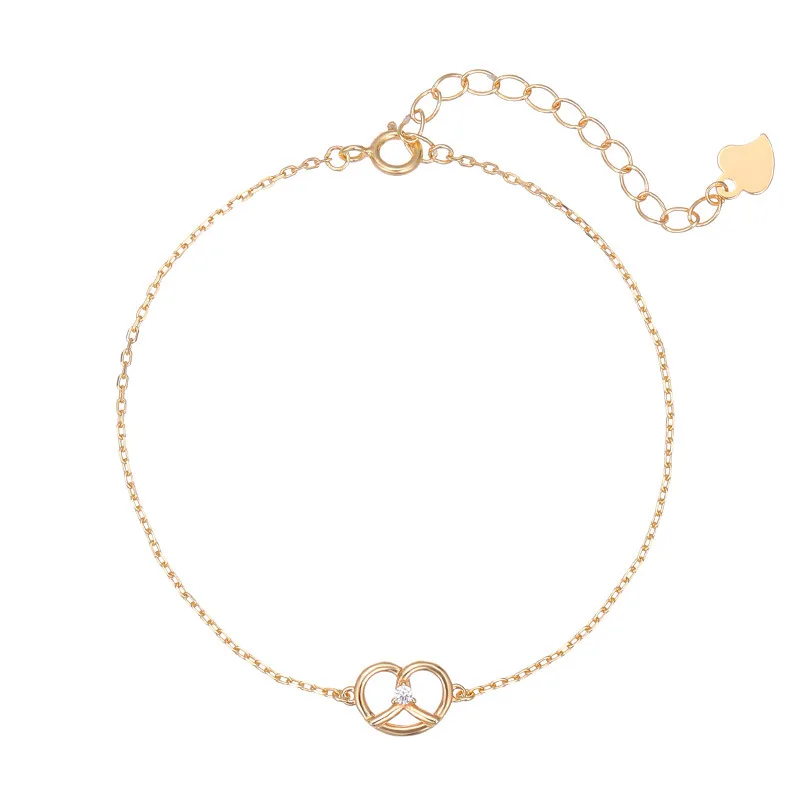 

925 Sterling Silver Super Sparkling Zircon Bracelet For Women Cute Pretzel Shape Bangle Light Luxury Fashion High Grade Exquisit