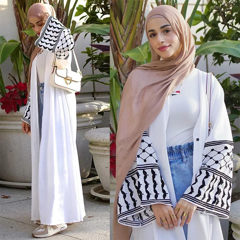 

Modest Muslim Women's Cardigan with Patchwork Embroidery - Elegant Long Sleeve Open Front Knitwear