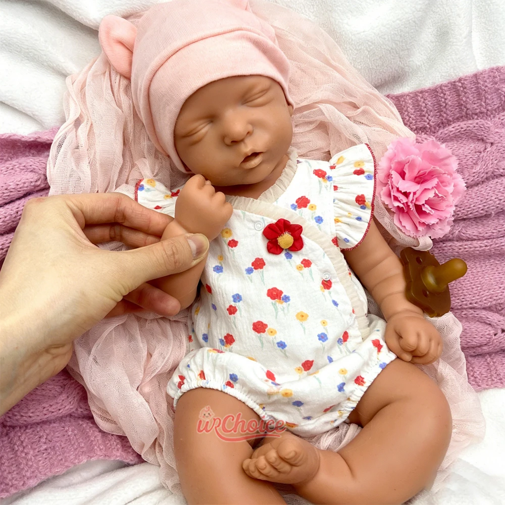 

Realistic Full Body Silicone Reborn Baby Doll 45cm Lifelike High Simulation Gentle Companion Doll for Elderly and Lonely People