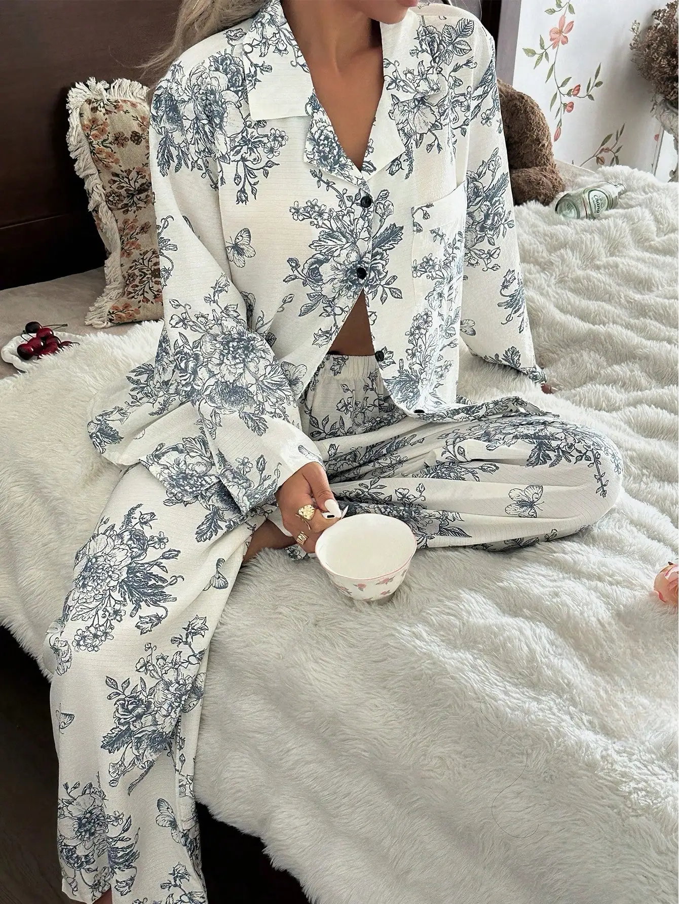 

Женский пижамный комплект с цветочным принтом, длинными рукавами, воротником и застежкой на пуговицах