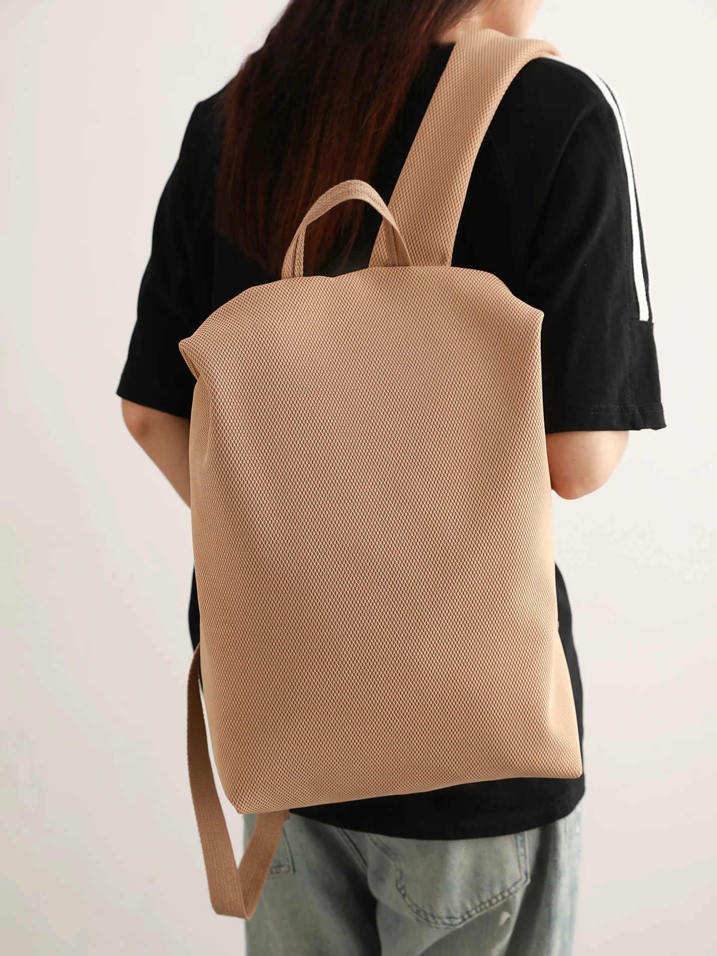 

Simple Solid Color Backpack For Women 2025 New Summer College Student Backpack Large Capacity Short Distance Travel Bags