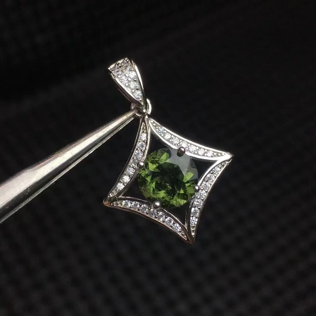 Unit One Piece 925 Silver Buckle With 7mm Elegant Hot Selling Natural Moldavite Crystal Healing Designed Pendant