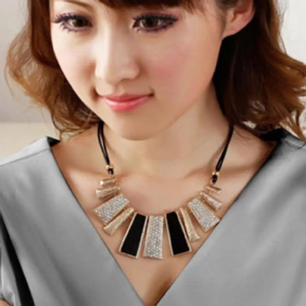 Leather Necklace Alloy Sweater Collar Decorative Hypoallergenic  Fashion Women Leather Choker