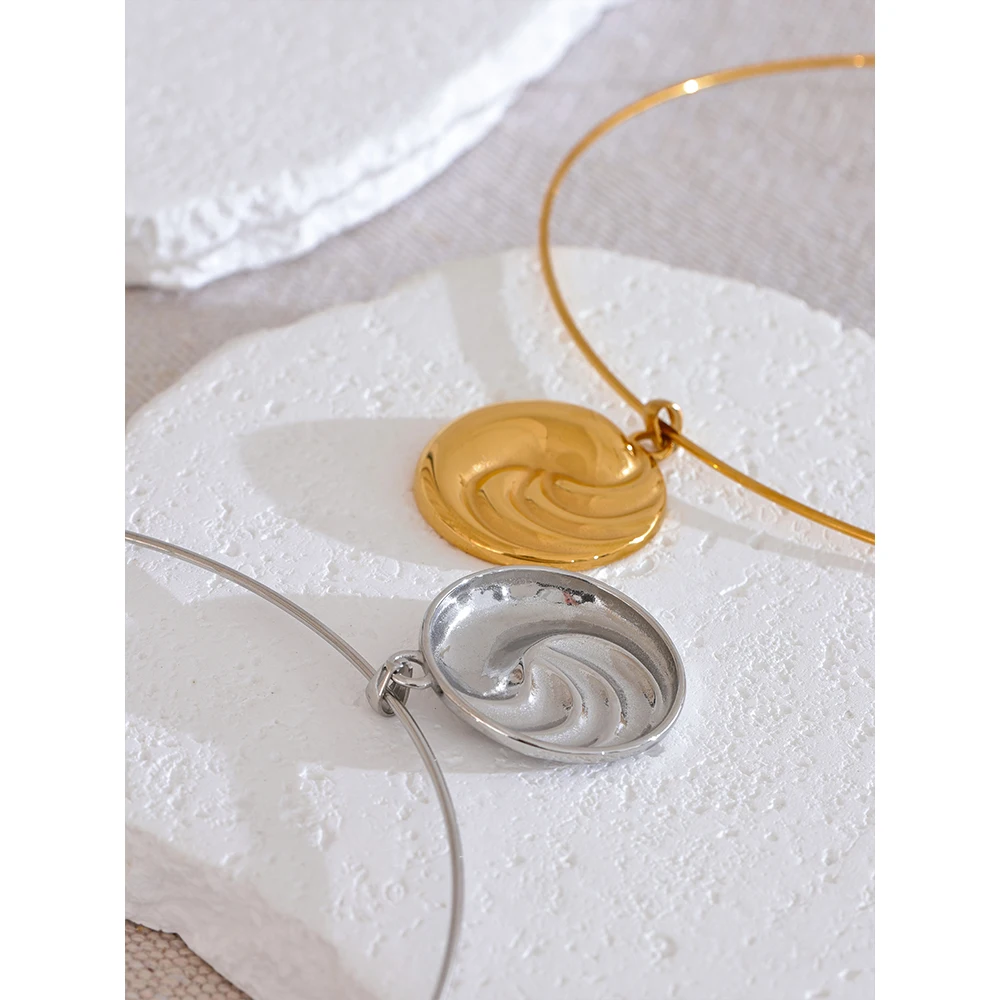 Yhpup Distinctive Fashion Stainless Steel Round Collar Necklace Pendant 18K Gold PVD Plated Stylish Unique Jewelry for Women