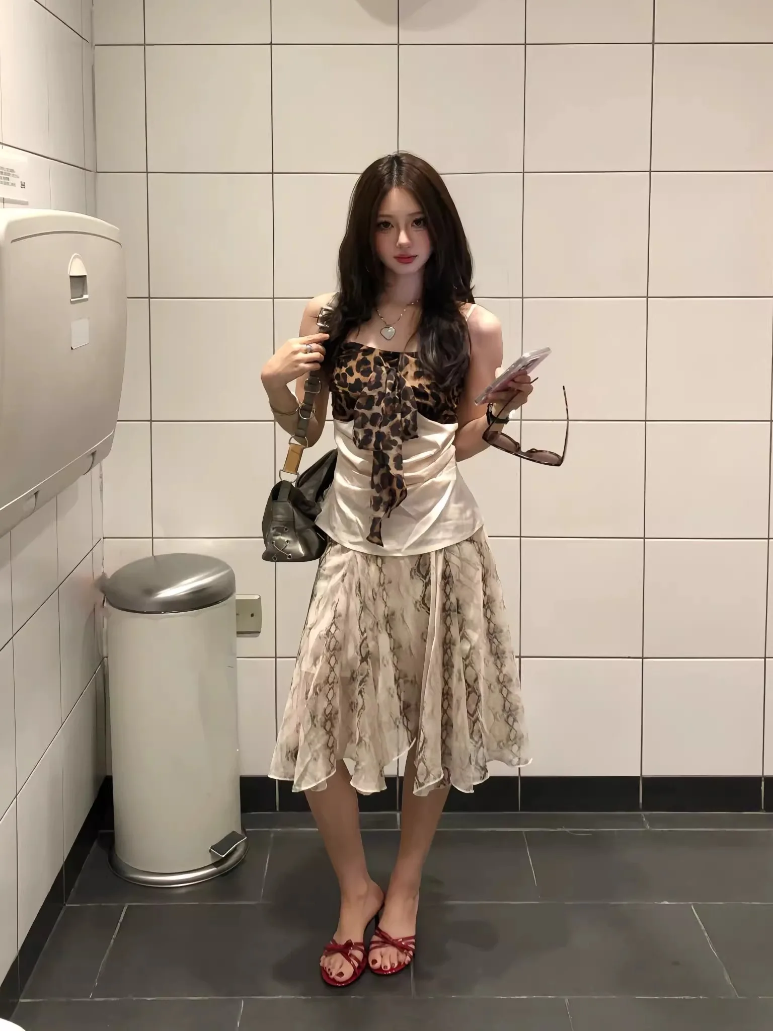 

Summer Fashionable Two-Piece Women's Outfit Sexy Leopard Print Crop Top Tank Vest Irregular Skirt Set round Neck Short P...