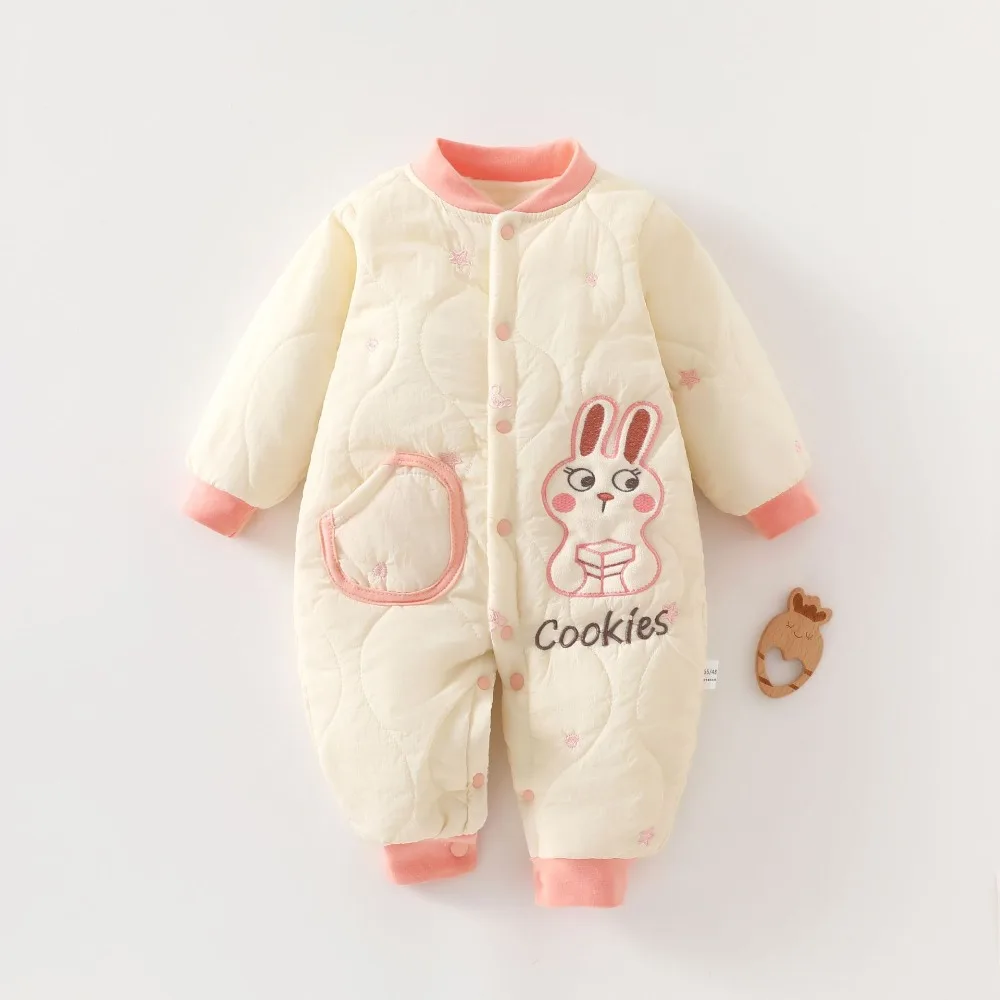 Autumn and Winter Baby Thick Warm Jumpsuit Made of Pure Cotton with Built-in Fleece Jumpsuit, Cartoon Patterned Baby Outfit