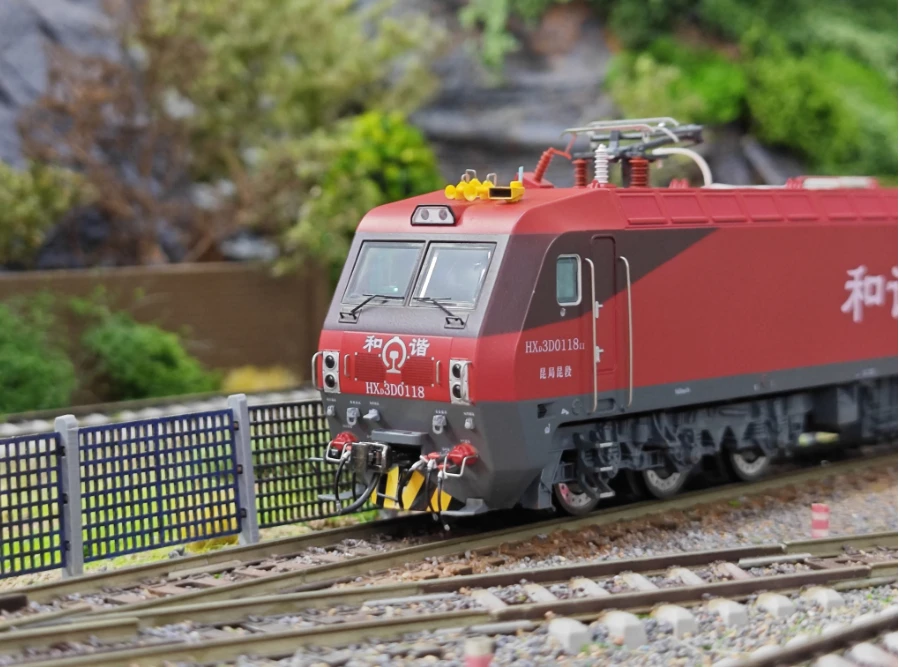 電気機関車シミュレーション列車モデル玩具、cmr自由奔放に生きる