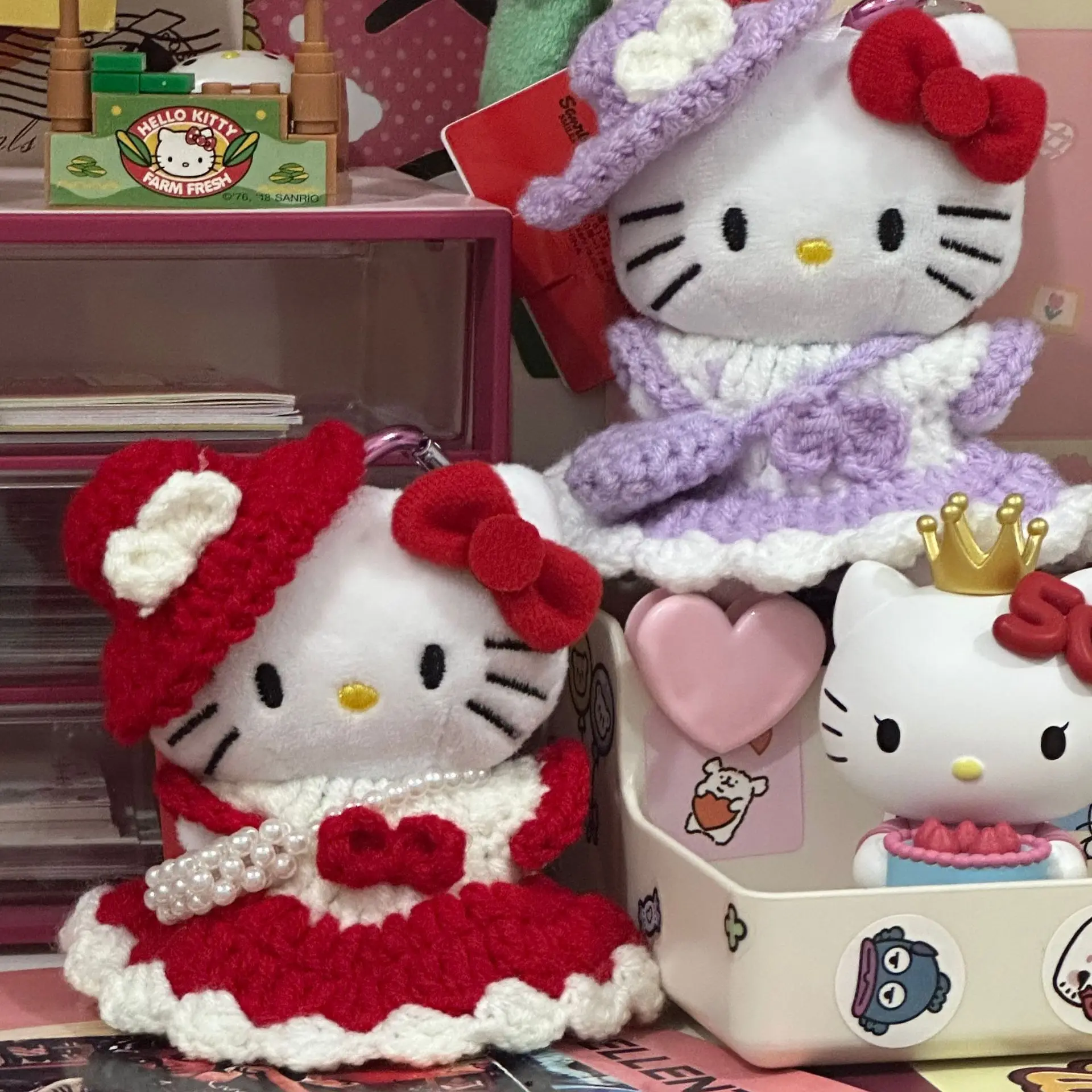 ハローキティぬいぐるみキーホルダーアニメ黒ドレスキティぬいぐるみペンダントキーリング子供ぬいぐるみバッグキーホルダー