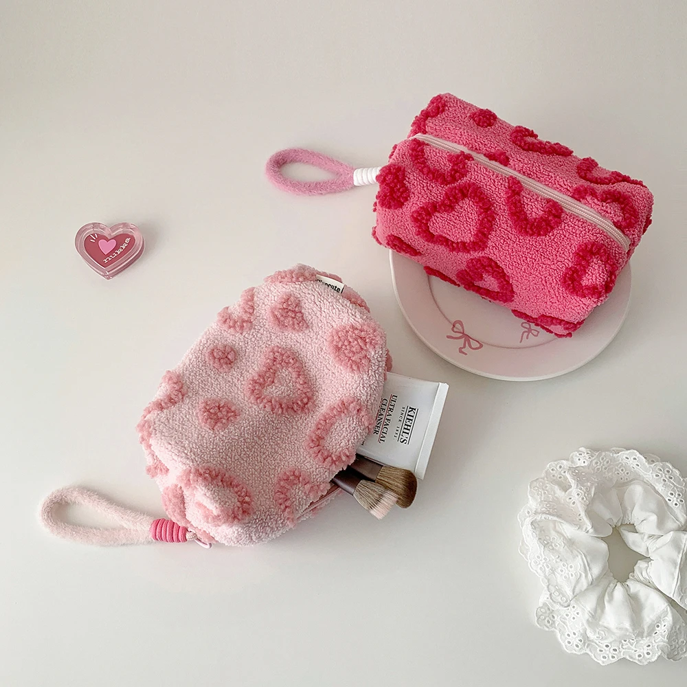 حقيبة تنظيم ثابتة ذات سعة كبيرة من Ins Style، حقائب أقلام للطلاب من القطيفة على شكل قلب، حقيبة مكياج بسحاب