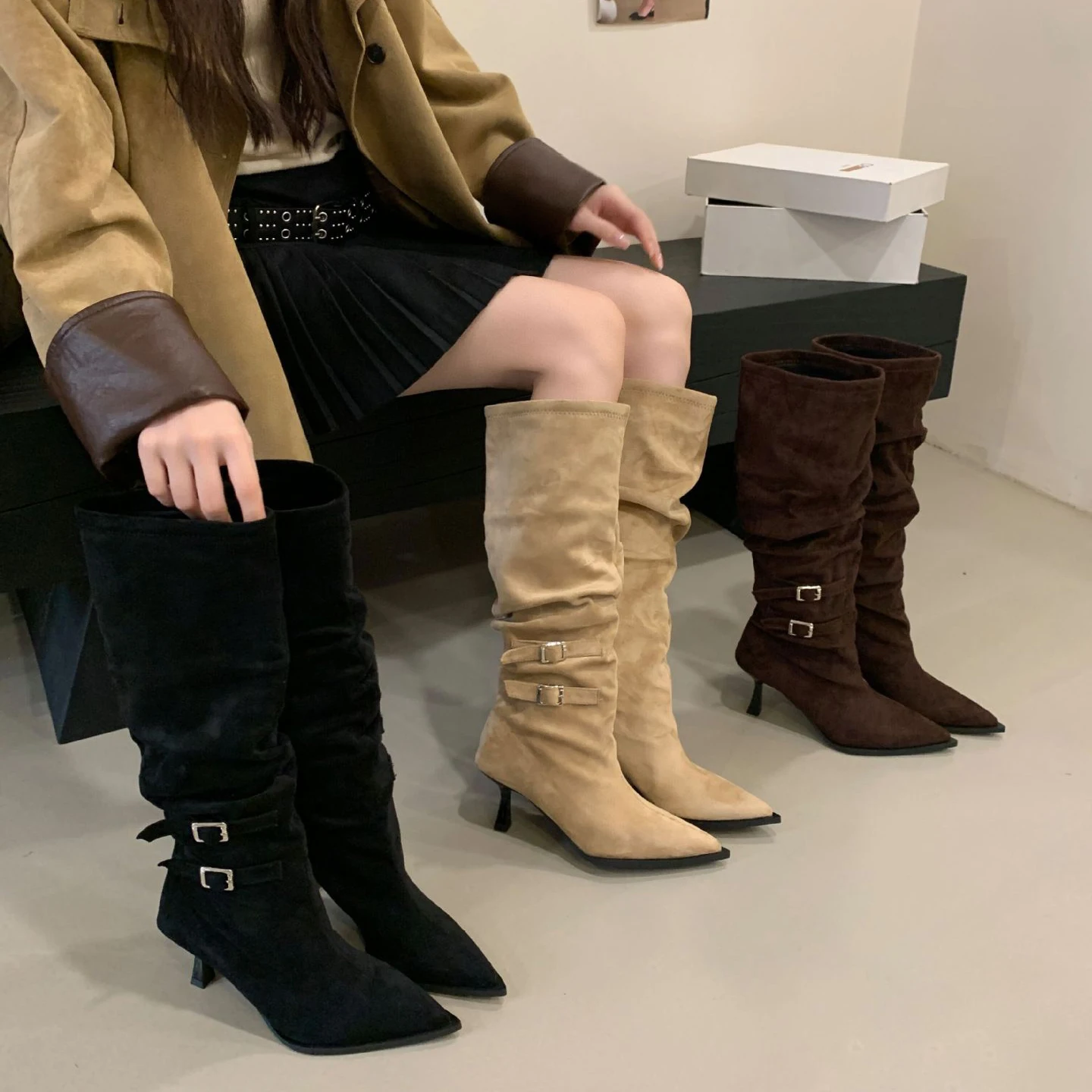 Alionly 2026 New Fashion Design Button Combination Splicing Women Knee-High Boots  Winter Round Toe Square Low Heels Shoes