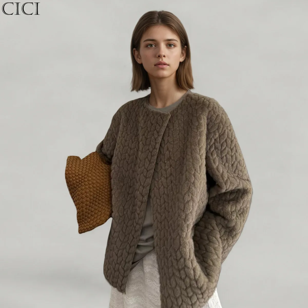 CiCi 2025 سترة نسائية قصيرة ذات ملمس قطيفة للخريف والشتاء الدافئ مبطنة بالصوف ملابس خارجية معطف يومي غير رسمي لملابس الشارع #1