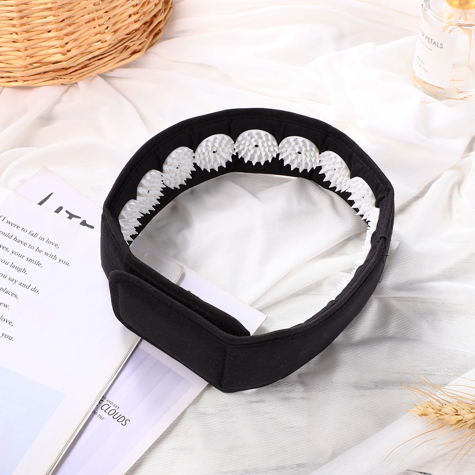 

Head Massage Belt Acupressure Wrap for Headaches Relief Stress Relaxation Yoga Acupuncture Bumps Massager Tools Accessories