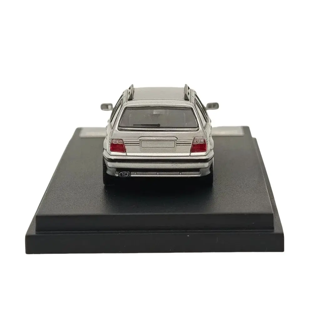 1:64 ダイキャスト合金製カーモデル、アルピナ B8 - E36 スタイル。 限定版。 14歳以上のコレクター、家の装飾、またはギフトに最適です。