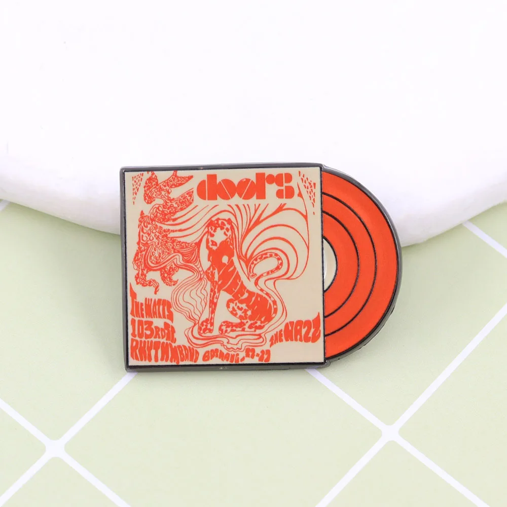 The Doors Vinyl-Style Emaille-Pin Psychedelic Rock Band Brosche Retro Leopardenmuster Musik-Abzeichen Accessoire Fan-Inspirierter Schmuck Geschenk – Detail 6