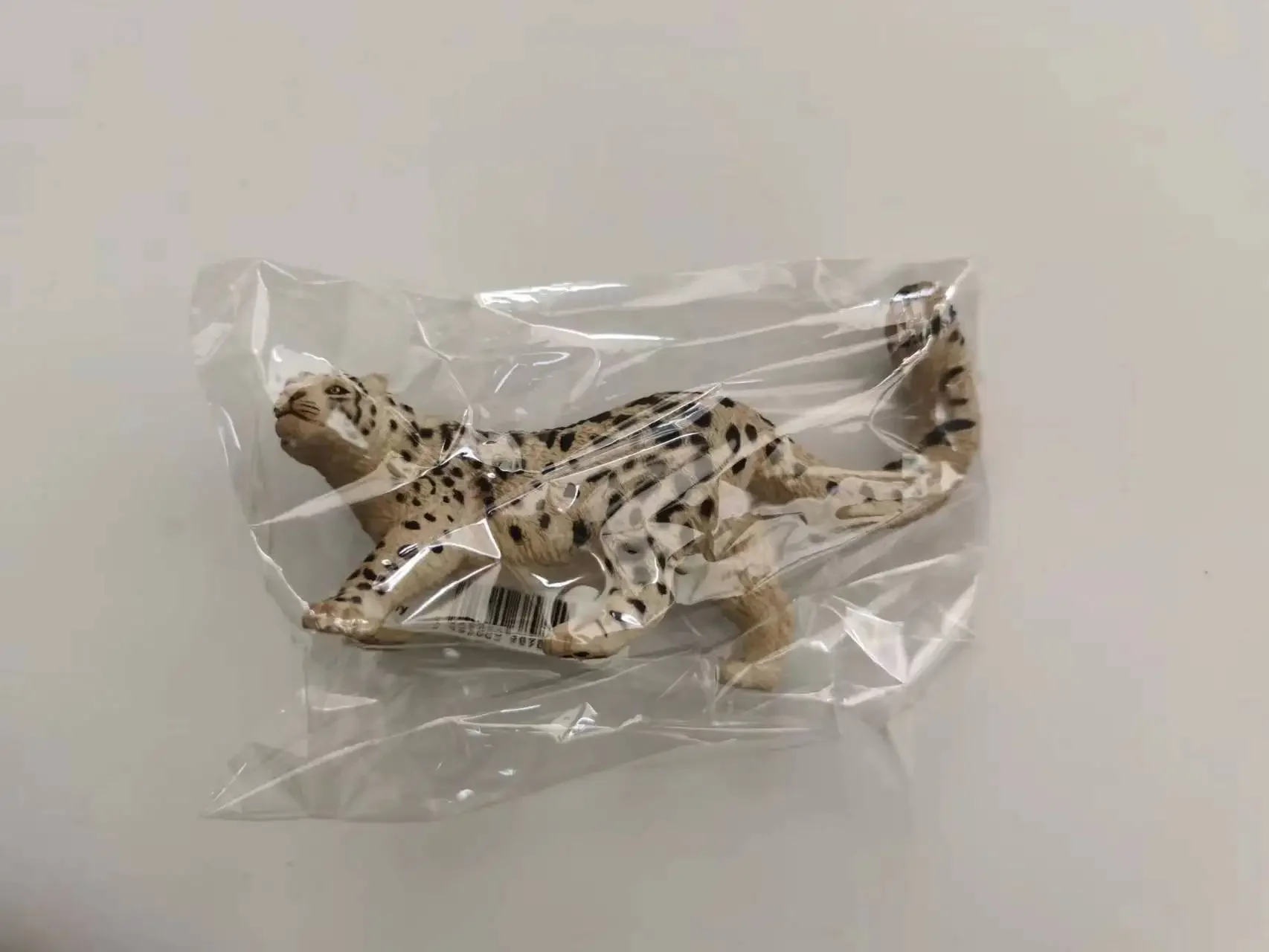 

Модель из ПВХ, имитирующая животное: снежный леопард, туманообразный леопард, кошка. Игрушка.