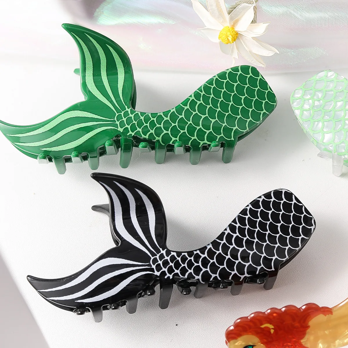 DuoShang New Ocean Series Mermaid Tail Hair Claw Acetate Claw Clips Colorful Fish Tail Crab Hair Clip for Women Hair Accessories