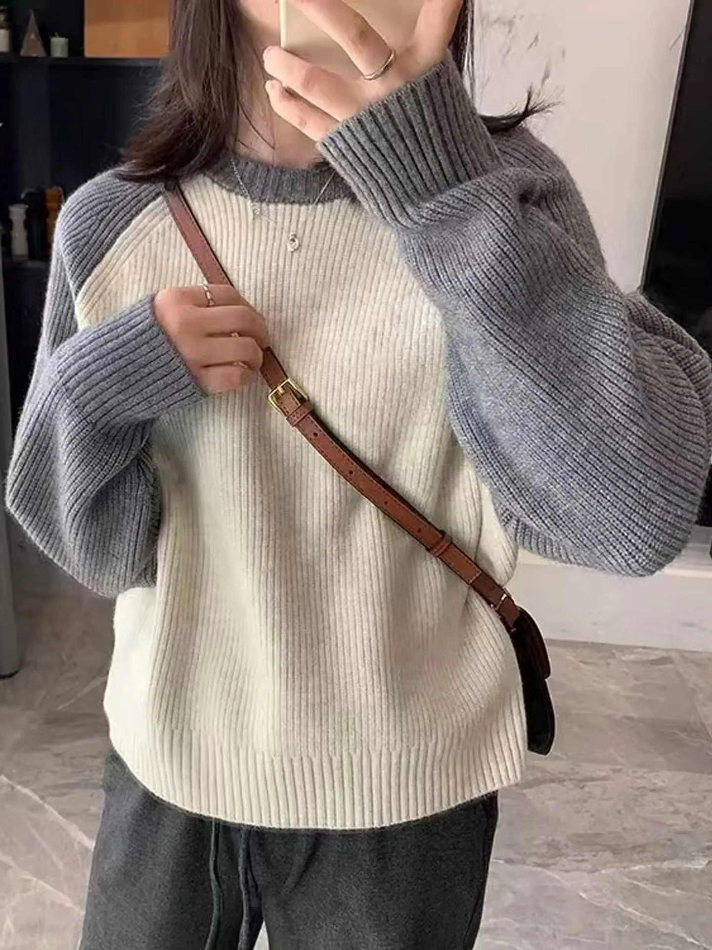 Winter color matching 100% pure cashmere sweater women's high-end thick autumn and winter contrast soft waxy bottoming sweater