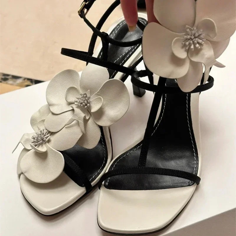 Novelty White Flower Embellished Heeled Sandals Women Elegant Ankle Strap Designer Heels Ladies Summer Sexy Open Toe Dress Pumps
