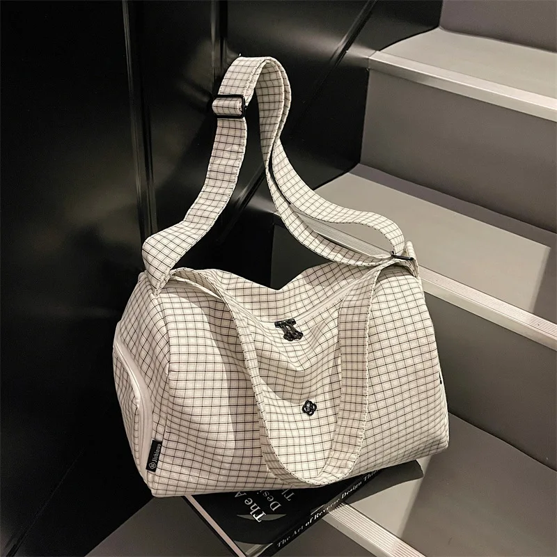 

2026 New Style Travel Bag Fresh Grid Lightweight Independent Shoe Compartment Luggage Bag for Sports Fitness Bag