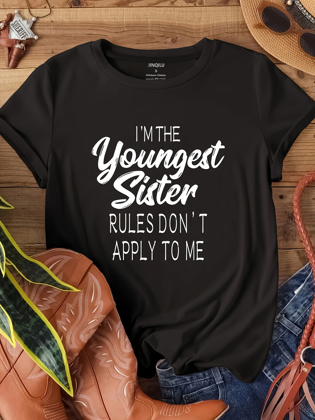 

Женская легкая футболка с буквенным принтом — повседневный топ с круглым вырезом и короткими рукавами, идеально подходит для летних дней — модный гардероб