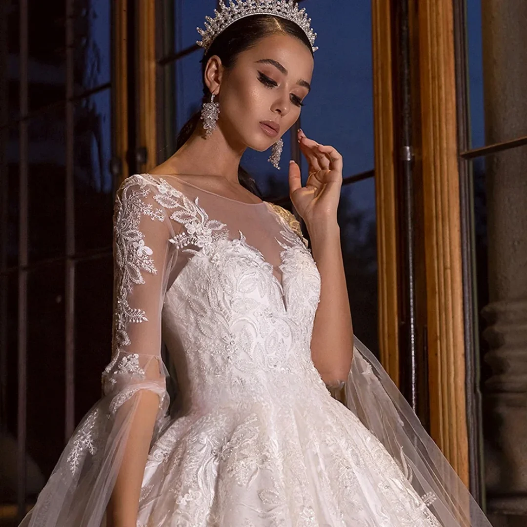Suknie ślubne na zamówienie, wykwintne suknie balowe, dekolt okrągły, koronkowe, długość do podłogi, długie rękawy, suknie ślubne z trenem kaplicznym, Vestido