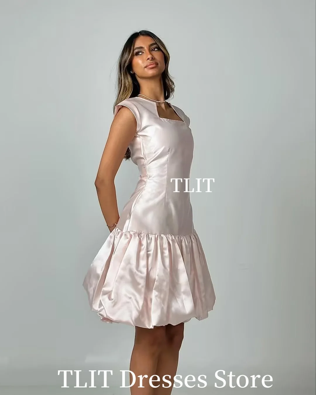 فساتين سهرة بسيطة على شكل حرف a من TLIT فستان من الساتان بدون أكمام من فيستدو دي فيستا فيستدو دي نوش مخصص بياقة مربعة