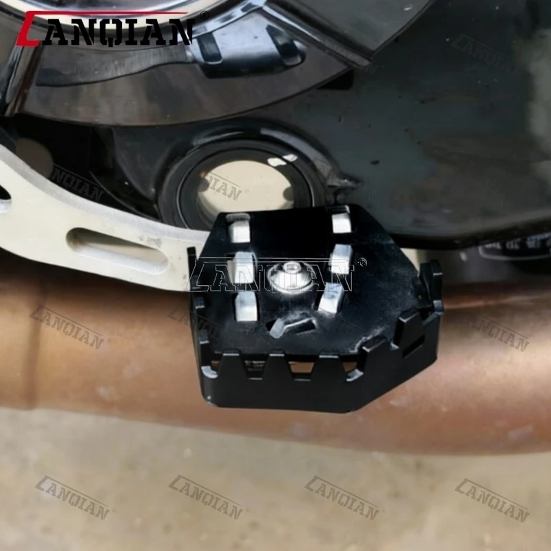 

Для Ducati Scrambler 400, Scrambler 800, 1100 (2015-2026) — Удлинитель тормозного рычага, накладка на педаль, увеличитель площади опоры, аксессуары