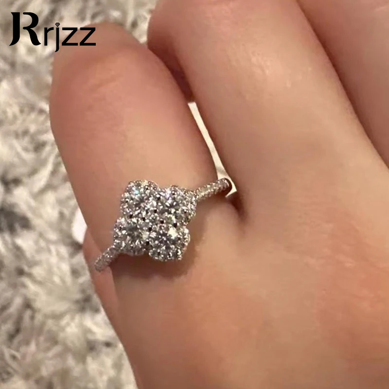 Rrjzz Lucky Clover D Color Full Moissanite Engagement Ring GRA Certified Round Imitation Diamond Women Four-Leaf Rings Jewelry