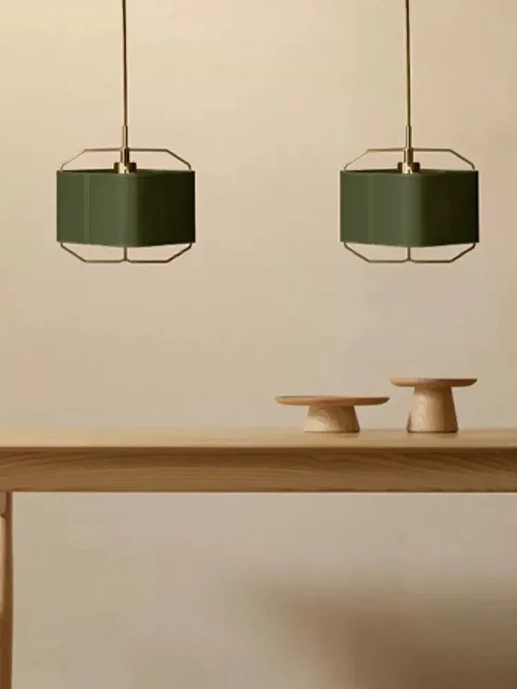 Kroonluchter, eetzaal, eilandbureau, studeerkamer,