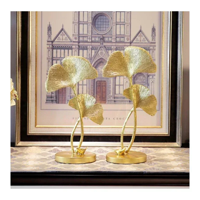 European Luxury Gold Resin Ginkgo Biloba Ornament Home Desktop Resin Crafts Decoration Office Flower Plant Figurines Accessories