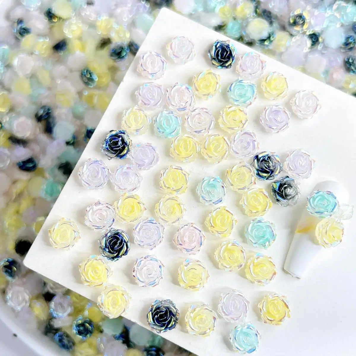 

50PCS New Creative Sweet Camellia Nail Charms Gradient Colorful Luminous Shining Blossoms Resin Nail Art Decorations DIY Nails