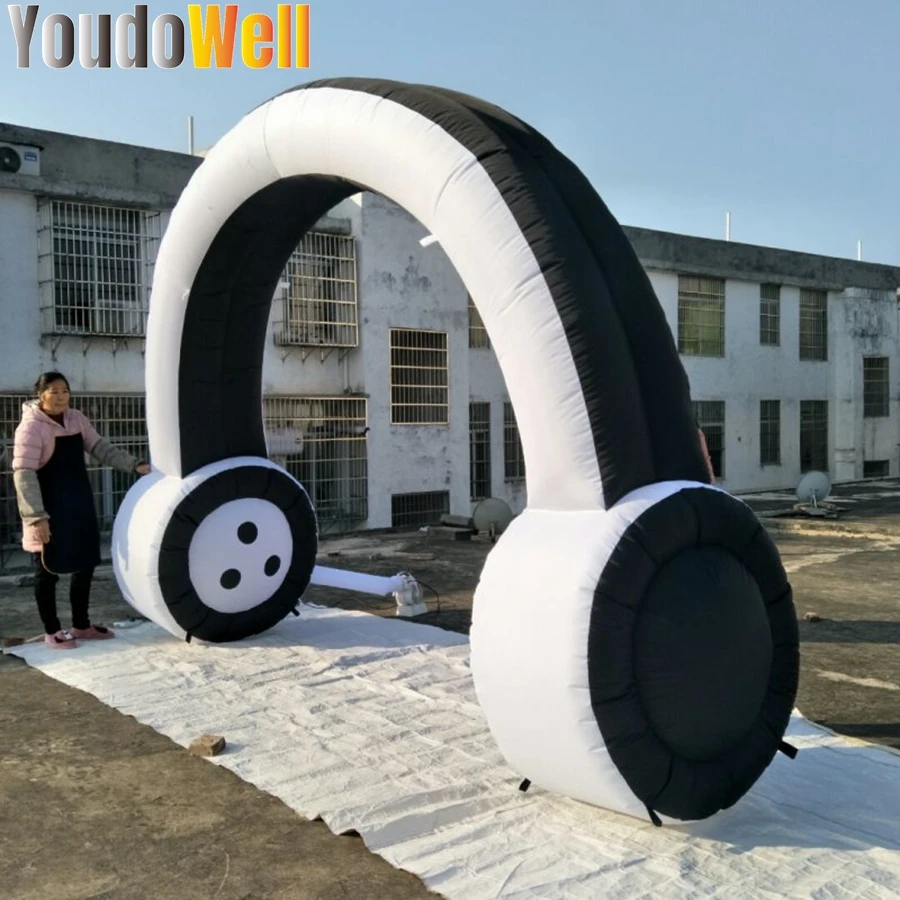 Customized Inflatable Headset Model Large Headphones Are Used In Musical Instrument Store Promotion