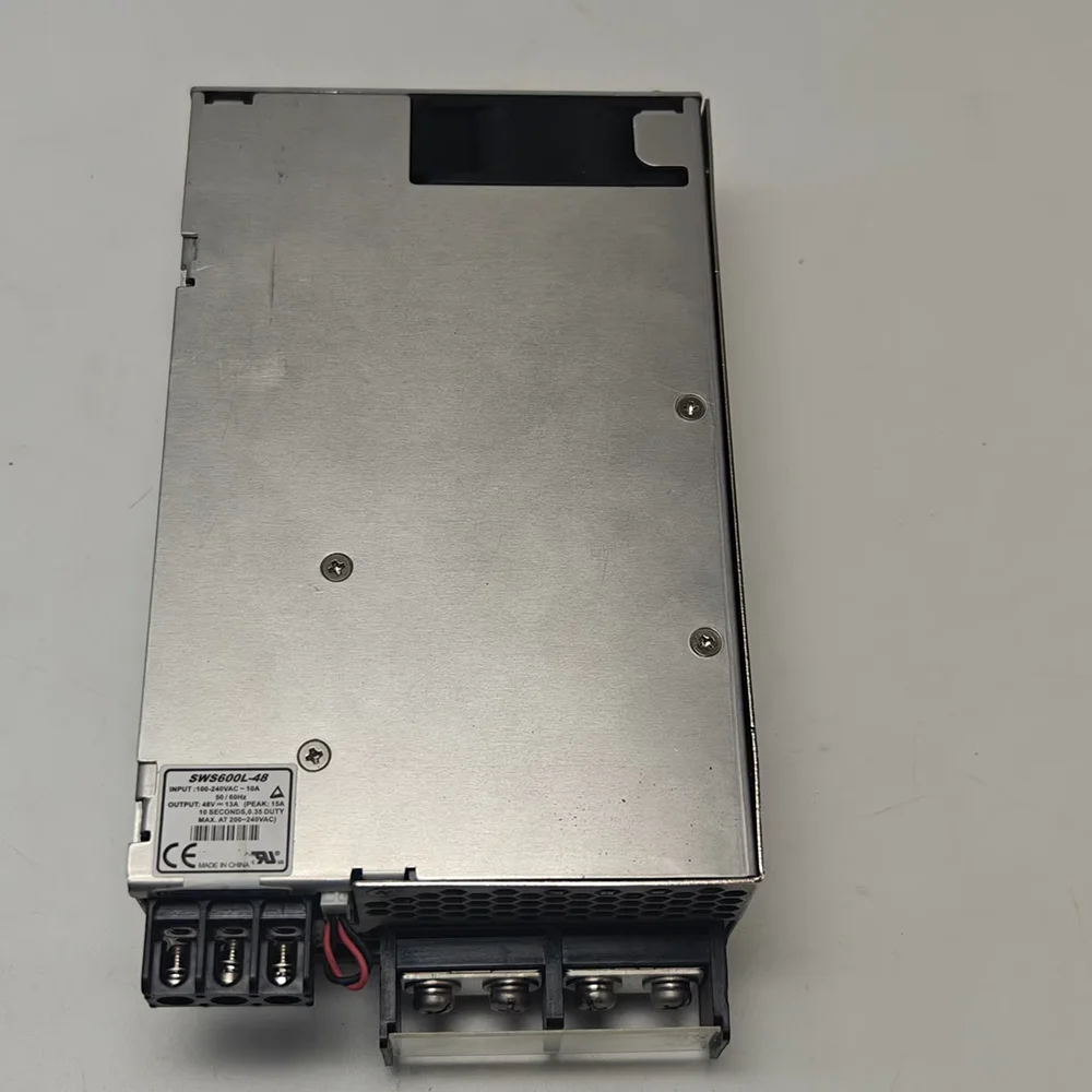 SWS600L-48 Alimentatore switching, 48 V, 13 A, 100-240 V CA