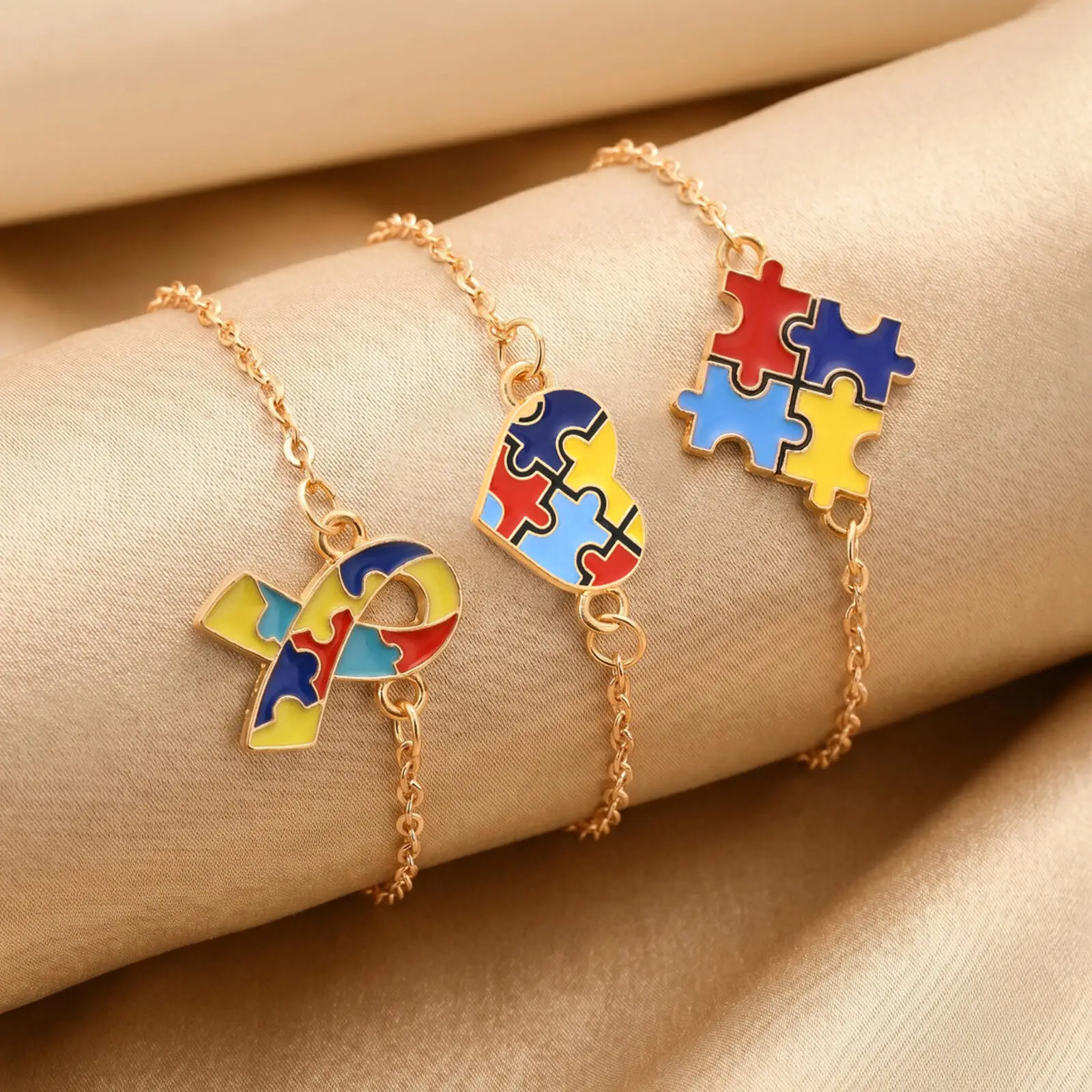 Ensemble de 3 bracelets à breloques puzzle pour la sensibilisation à l'autisme, bijoux en émail sur chaîne fine réglable plaquée or, cadeau de soutien caritatif