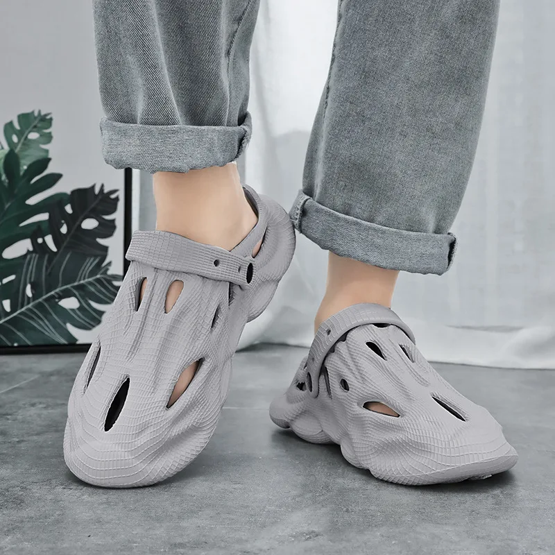 Shevalues Summer New Hollow Sandals For Men Outdoor Fashion Hole Clogs Slippers Men Non-slip Garden Shoes Soft Sole Beach Slides image 3