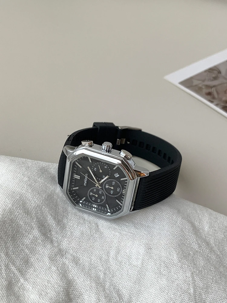 Orologio da donna con cintura in acciaio di alto valore, leggero, di lusso, alla moda, con temperamento