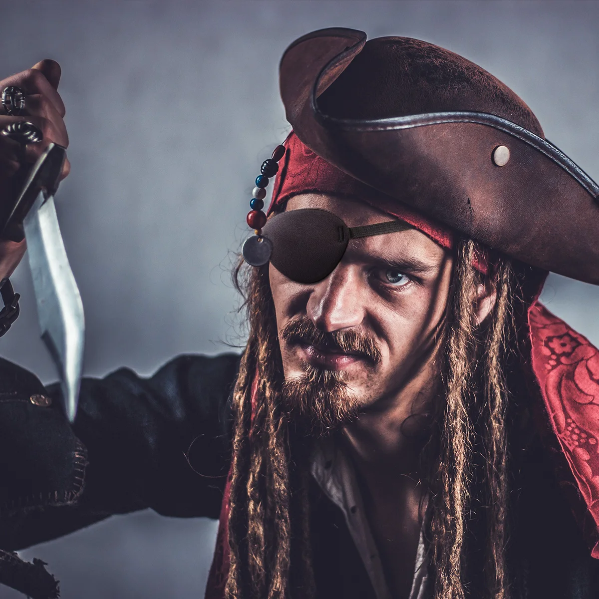 

4Pcs Single Pirate Eye Patch Soft Fabric Adjustable B for Halloween Cosplay Masquerade Blindfold One Eye Care Strabismus Shield