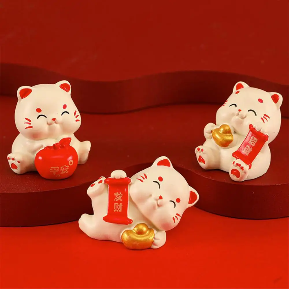 1PC Cute Resin Mini Lucky Cat Ornaments Fortune Crafts Micro Landscape Creative Miniature Decoration Car Decor