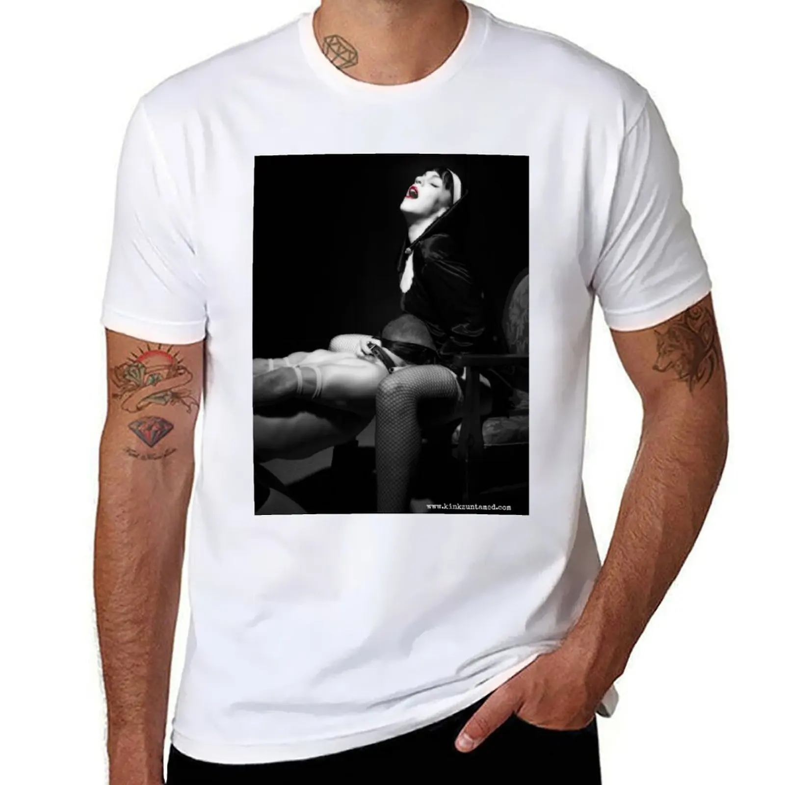 

Closer To God (John 6:56) T-Shirt t shirt men 100% cotton luxury brand t shirts for man slim fit T-Shirt