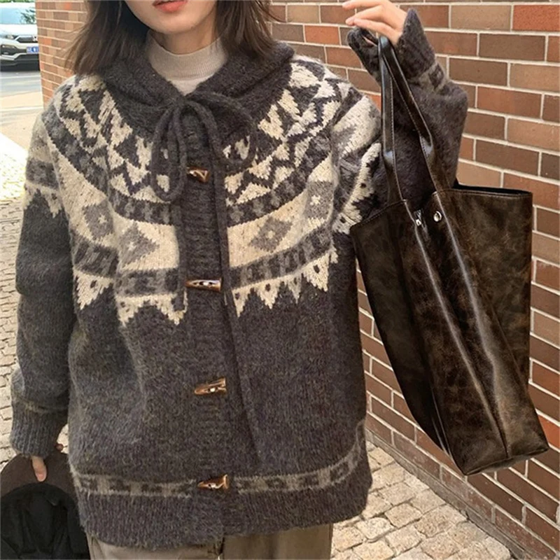 

Vintage Fair Isle Knitted Cardigan Women Japanese Style Horn Button Sweater Coats Woman Loose Hooded Long Sleeve Cardigan Ladies