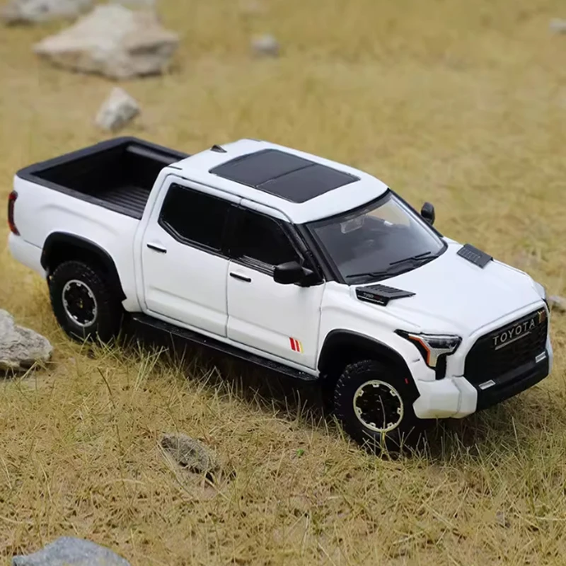 

GCD 1:64 Scale TYT Tundra Off-road Pickup Truck Alloy Simulation Car Model Static Collection Decorated Holiday Toy Souvenir Gift