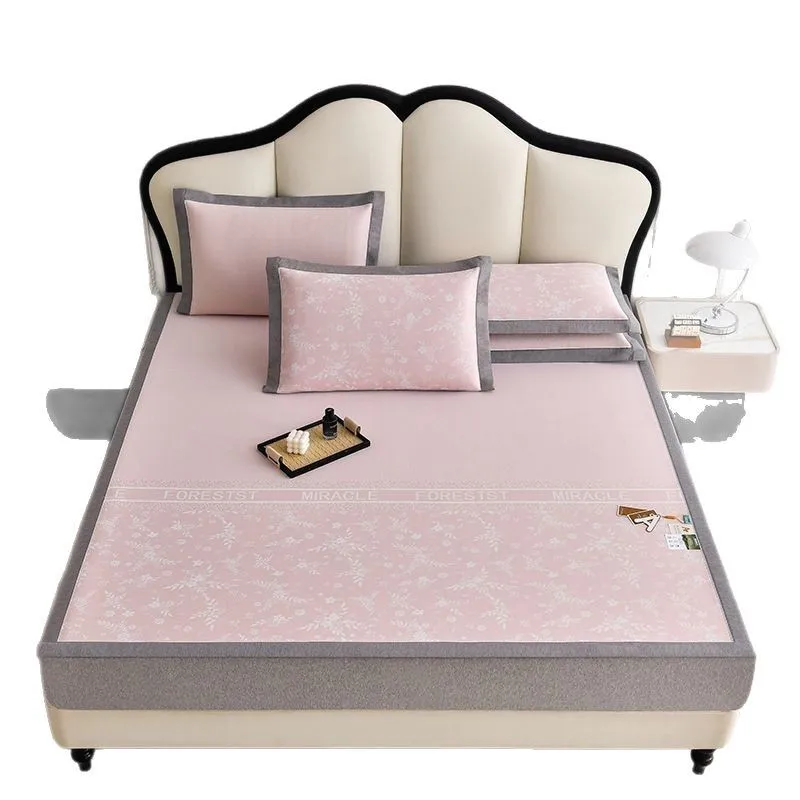 

Customizable Jacquard Ice Silk Mat Three-piece Foldable Machine Wash Mat