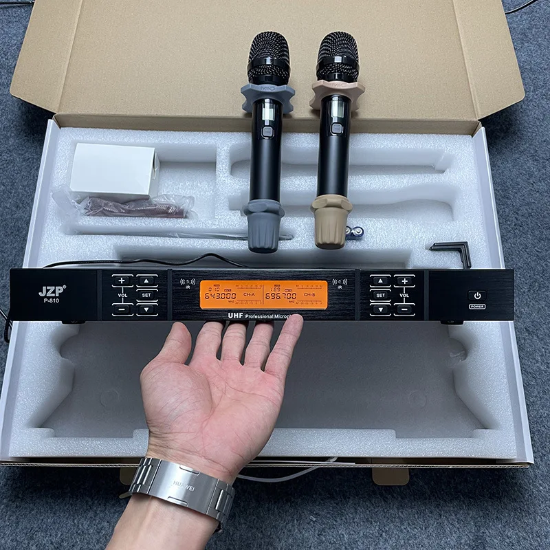 Wireless microphone, wireless microphone JZP P-810 one to two FM performance KTV