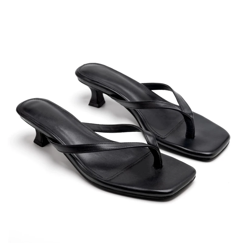 Flip-flops Women's Summer New Simple and Versatile Square Toes Outside Wearing Cats and Slippers