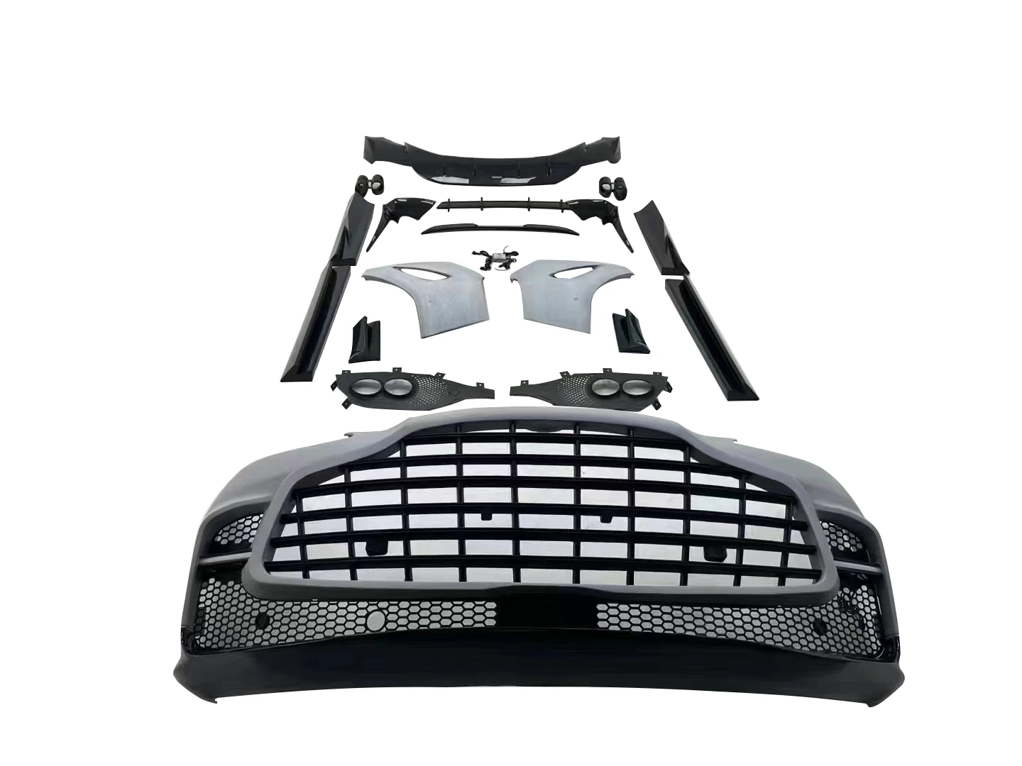 For Aston Martin DBX Upgrade 707 Body Kit - PP & Dry Carbon Fiber