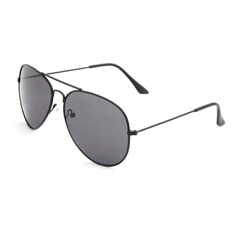 2024 neue Vintage Pilot Sonnenbrille für Männer Metallrahmen Frauen Sonnenbrille Mode oculos masculino Outdoor Shades Sonnenbrille uv400